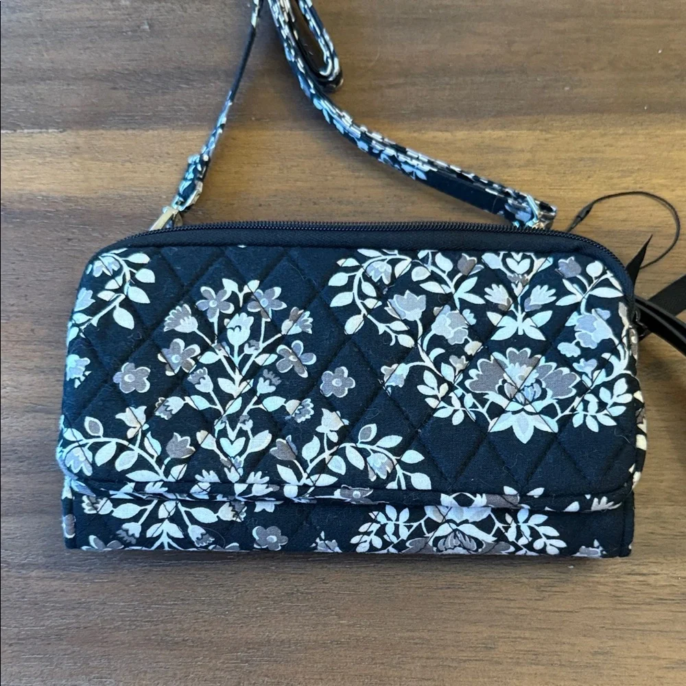 Vera Bradley Black Floral Quilted Wallet Crossbody Purse - Picture 4 of 6